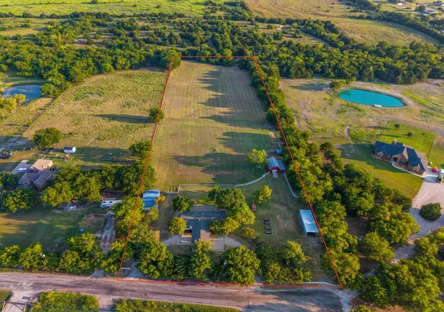 Photo 1 of Land for sale at 11689 County Road 586, Royse City, TX 75189 | MLS# 21341872 | Listing updated on 2026-08-29
