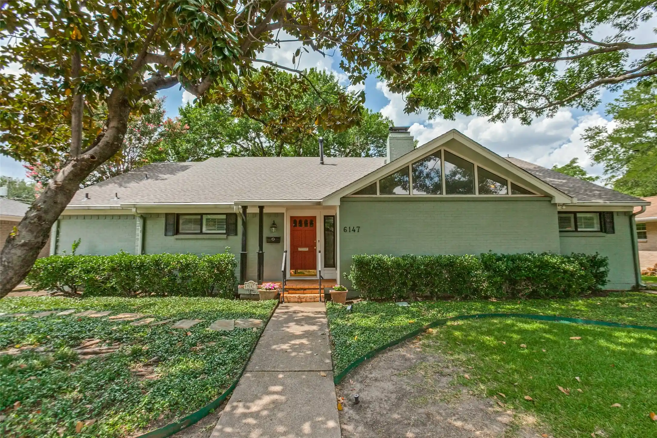 Single family home for sale at 6147 E University Blvd, Dallas, TX 75214 | MLS# 21331383