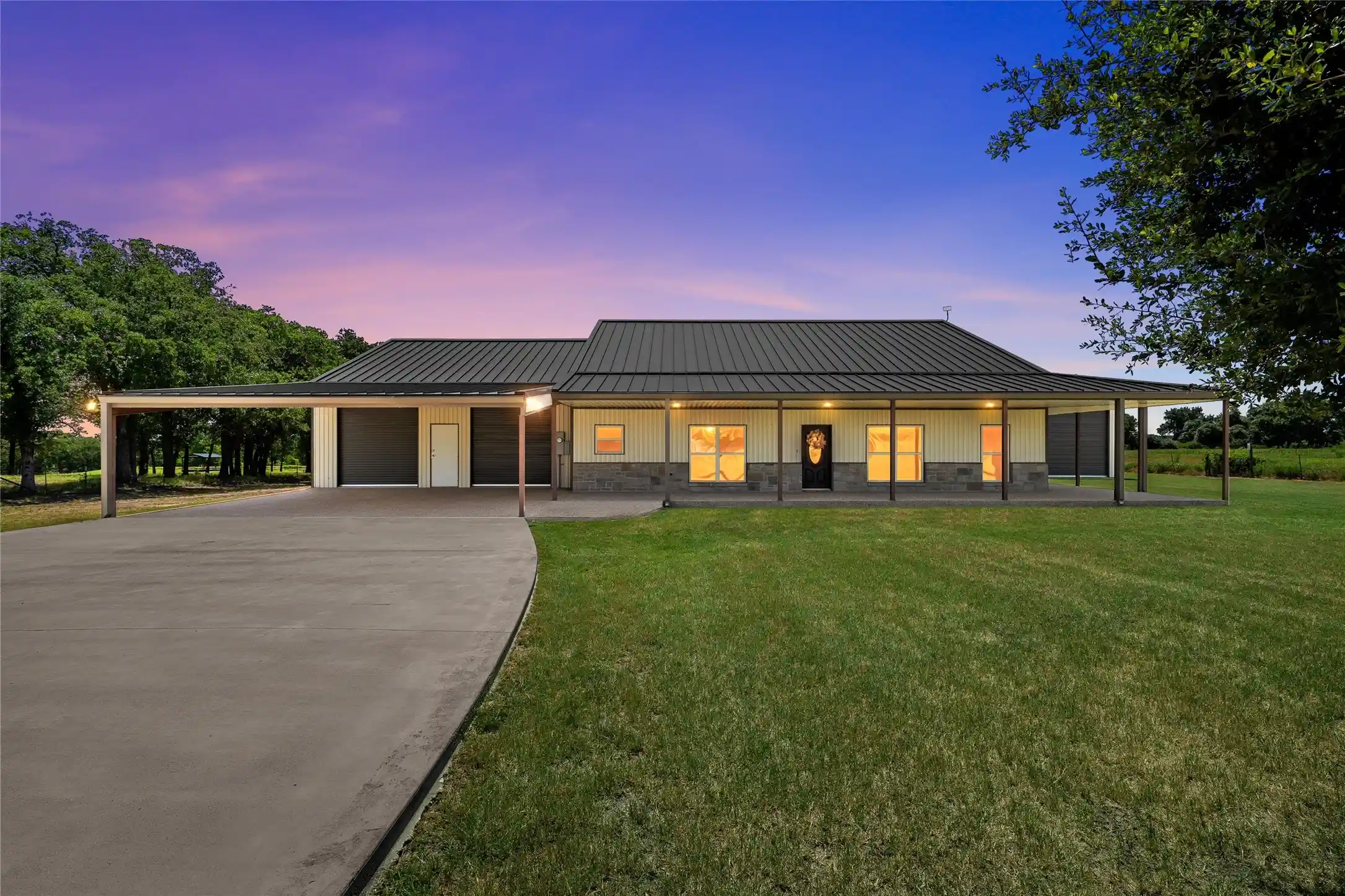 Photo 1 of Sale Pending at 225 County Road 423, Lorena, TX 76655 | MLS# 21347160 | Listing updated on 2026-10-10