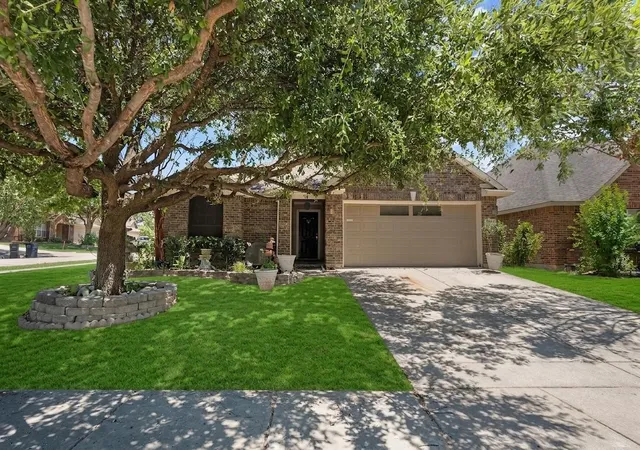 Photo 1 of Single family home for sale at 10032 Chrysalis Dr, Fort Worth, TX 76131 | MLS# 21344266 | Listing updated on 2026-08-19