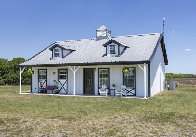 Photo 1 of Single family home for sale at 4139 Record Ranch Rd, Royse City, TX 75189 | MLS# 21346770 | Listing updated on 2026-08-10