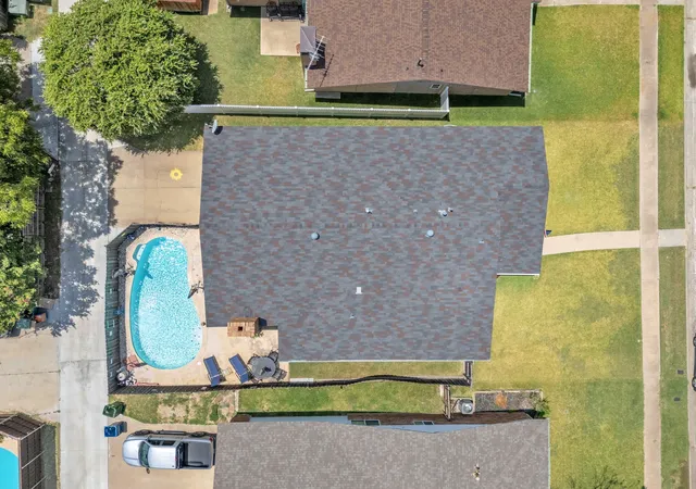 Photo 3 of Sale Pending at 4908 Crawford Dr, The Colony, TX 75056 | MLS# 21345951 | Listing updated on 2026-08-20