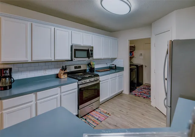 Photo 4 of Single family home for sale at 1129 Doreen St, White Settlement, TX 76108 | MLS# 21346346 | Listing updated on 2026-08-10