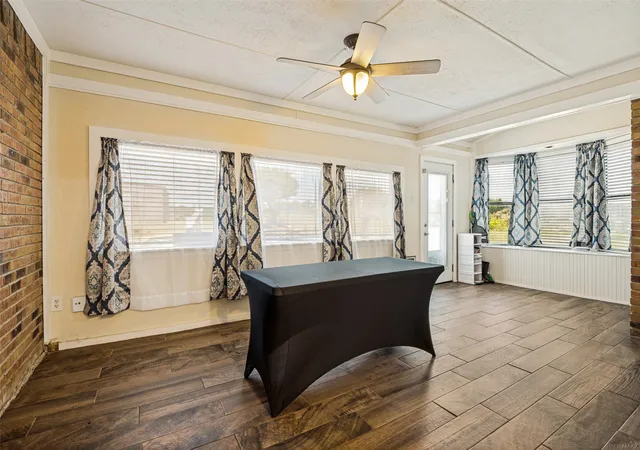 Photo 3 of Single family home for sale at 2806 Cinnamon Springs Rd, Red Oak, TX 75154 | MLS# 21345413 | Listing updated on 2026-08-15