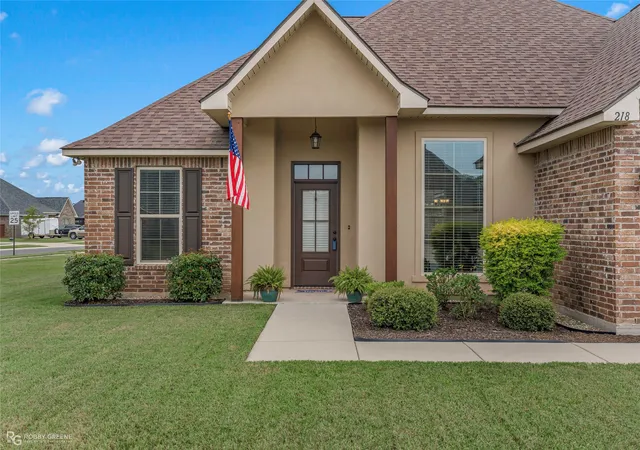 2nd image of 218 Barclay Blvd, Bossier City, LA 71111 | MLS# 21343115