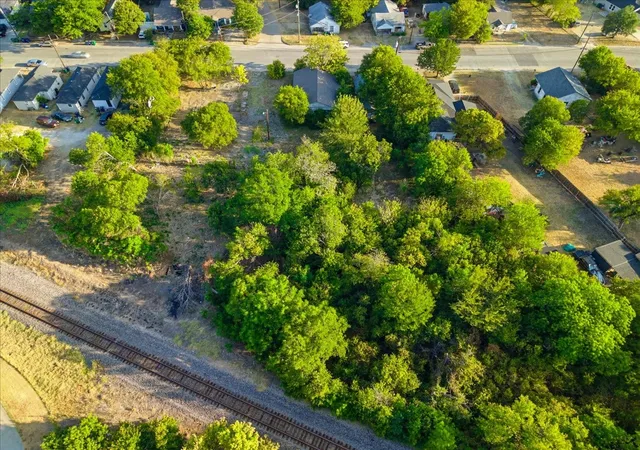 Photo 3 of Single family home for sale at 400 & 402 Wyatt St, Waxahachie, TX 75165 | MLS# 21346824 | Listing updated on 2026-10-01