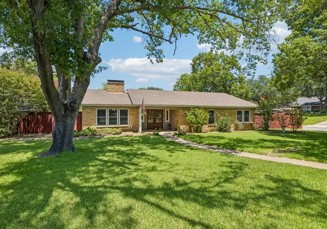 Photo 2 of Single family home for sale at 2301 Hill N Dale Dr, Irving, TX 75038 | MLS# 21347131 | Listing updated on 2026-08-17