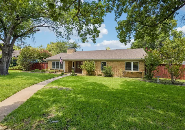 Photo 3 of Single family home for sale at 2301 Hill N Dale Dr, Irving, TX 75038 | MLS# 21347131 | Listing updated on 2026-08-17