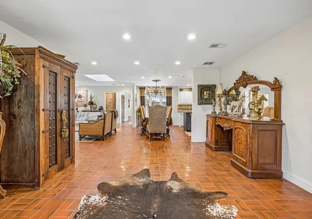 Photo 4 of Single family home for sale at 2301 Hill N Dale Dr, Irving, TX 75038 | MLS# 21347131 | Listing updated on 2026-08-17