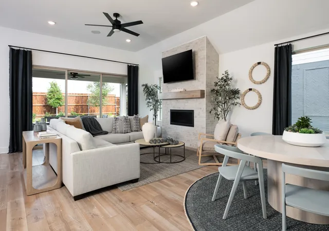Photo 3 of Single family home for sale at 5058 Hillside Green Trl, Midlothian, TX 76065 | MLS# 21347298 | Listing updated on 2026-08-27