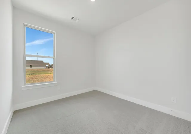 Photo 3 of Single family home for sale at 1733 Nesting Robin Ln, Krum, TX 76249 | MLS# 21347348 | Listing updated on 2026-08-24