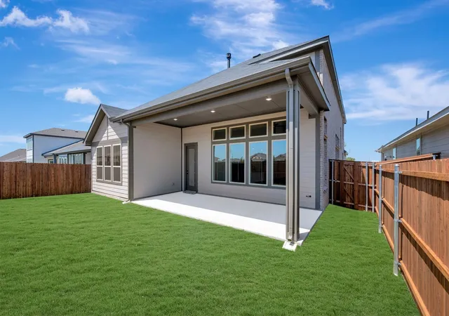 Photo 3 of Single family home for sale at 1732 Nesting Robin Ln, Krum, TX 76249 | MLS# 21347281 | Listing updated on 2026-08-25