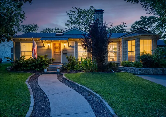 Photo 1 of Single family home for sale at 4217 Delmar Ave, Dallas, TX 75206 | MLS# 21344730 | Listing updated on 2026-10-06