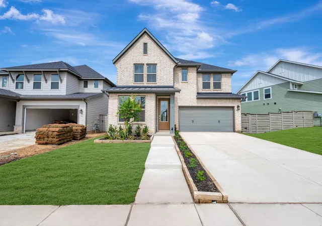 Photo 1 of Single family home for sale at 8417 Texas Ash Dr, Justin, TX 76247 | MLS# 21347383 | Listing updated on 2026-08-20