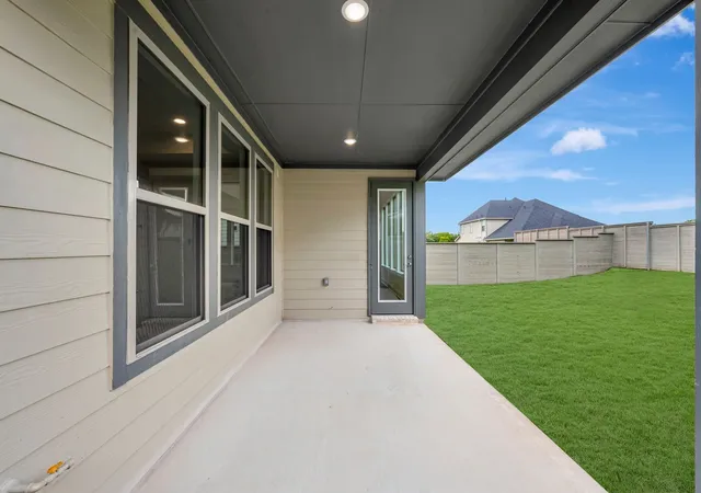 Photo 3 of Single family home for sale at 8417 Texas Ash Dr, Justin, TX 76247 | MLS# 21347383 | Listing updated on 2026-08-20