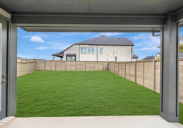 Photo 4 of Single family home for sale at 8417 Texas Ash Dr, Justin, TX 76247 | MLS# 21347383 | Listing updated on 2026-08-20