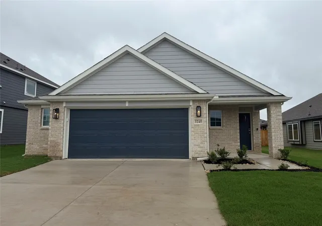 Photo 2 of Single family home for sale at 3245 Kelso Dr, Fort Worth, TX 76140 | MLS# 21345902 | Listing updated on 2026-10-07