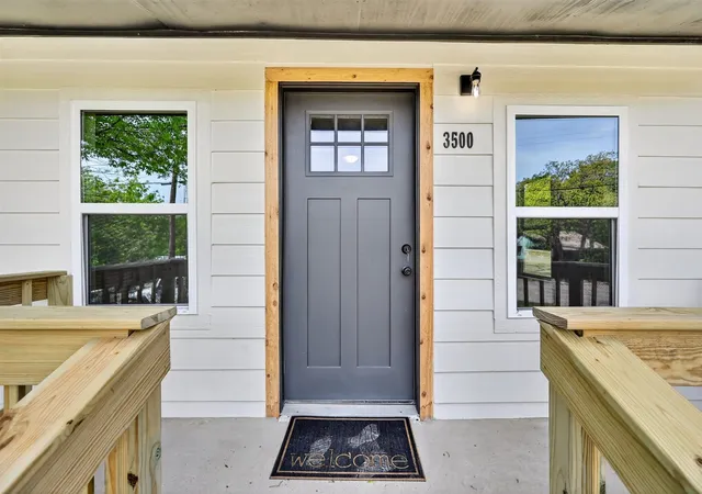 Photo 3 of Single family home for sale at 3500 Baylor St, Fort Worth, TX 76119 | MLS# 21346974 | Listing updated on 2026-08-25