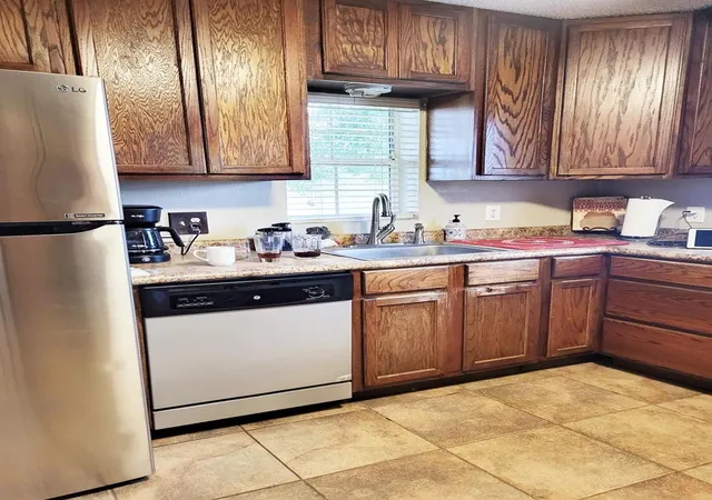 3rd image of 4446 Fm 607 S, Larue, TX 75770 | MLS# 21347493