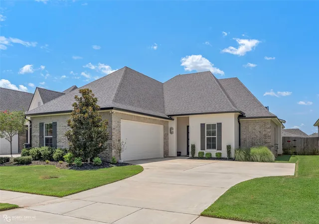 Photo 2 of Single family home for sale at 1356 Quincy Dr, Bossier City, LA 71111 | MLS# 21342183 | Listing updated on 2026-09-06