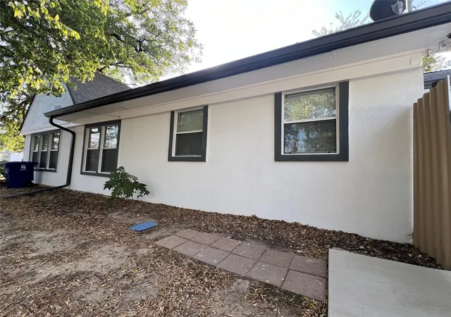 Photo 2 of Single family home for sale at 2501 Austin Ave, Brownwood, TX 76801 | MLS# 21347407 | Listing updated on 2026-09-30