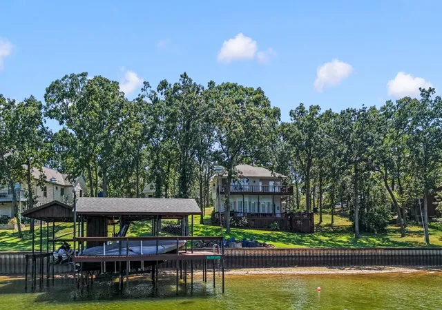 Photo 1 of Single family home for sale at 5366 Point Lavista, Malakoff, TX 75148 | MLS# 21346648 | Listing updated on 2026-10-03