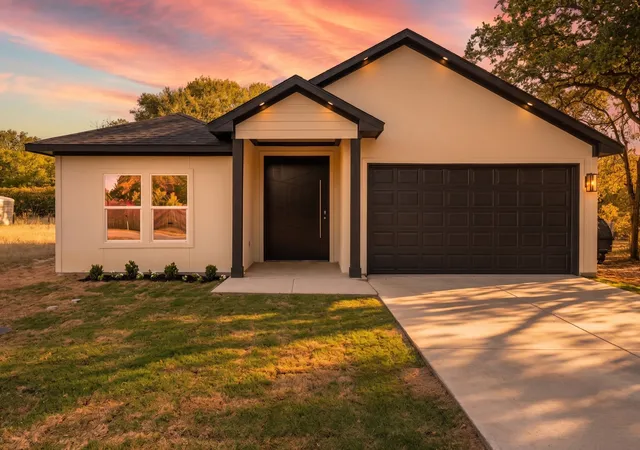 Photo 2 of Single family home for sale at 104 Clear Fork St, Gun Barrel City, TX 75156 | MLS# 21345664 | Listing updated on 2026-09-04