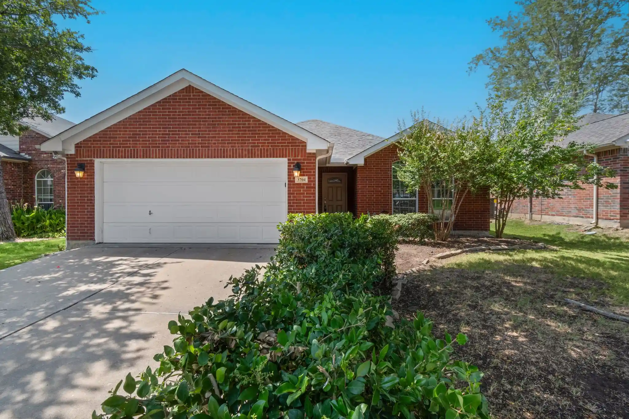 Photo 1 of Single family home for sale at 3704 Palm Dr, Fort Worth, TX 76244 | MLS# 21345326 | Listing updated on 2026-10-10