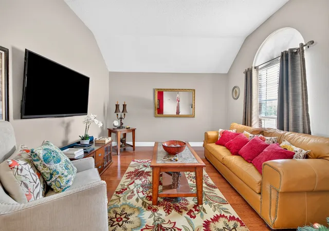 Photo 3 of Single family home for sale at 1926 Oak Bend Ln, Garland, TX 75040 | MLS# 21347546 | Listing updated on 2026-10-08