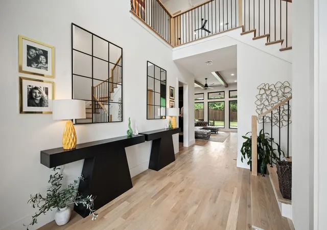 Photo 3 of Single family home for sale at 133 Chisholm Trl, Lewisville, TX 75077 | MLS# 21347478 | Listing updated on 2026-08-22
