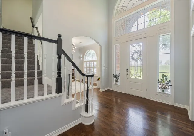 Photo 3 of Single family home for sale at 135 Kirkpatrick Rd, Ennis, TX 75119 | MLS# 21332011 | Listing updated on 2026-09-30