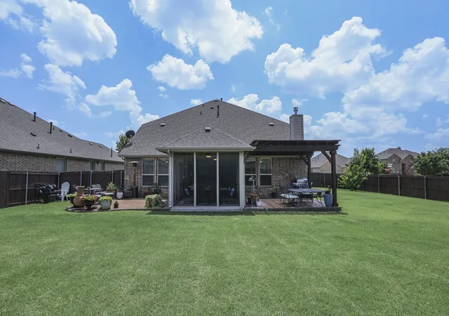 Photo 2 of Single family home for sale at 3019 Black Hills Blvd, Heath, TX 75126 | MLS# 21346223 | Listing updated on 2026-10-04