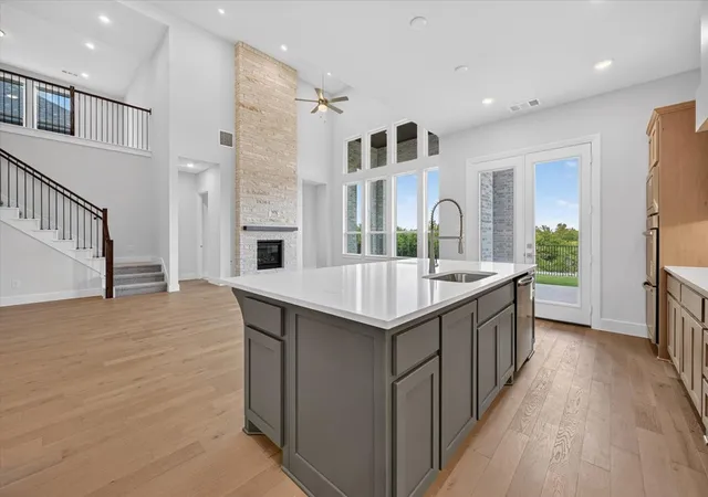 Photo 4 of Single family home for sale at 937 Pelotazo Ave, Justin, TX 76247 | MLS# 21347463 | Listing updated on 2026-09-30