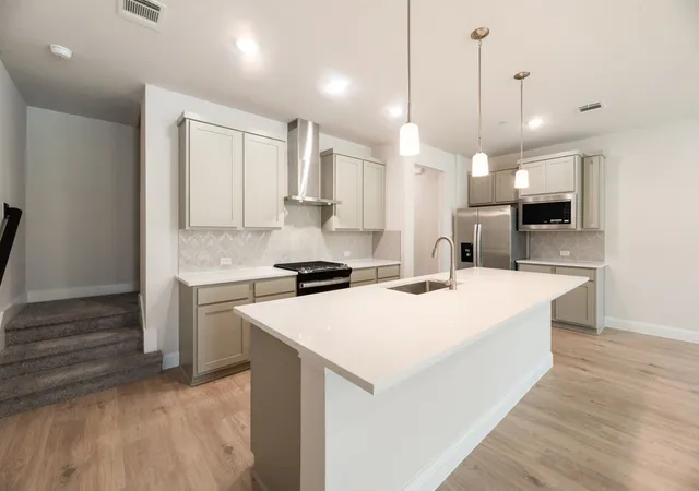 Photo 3 of Townhouse for sale at 8321 Bayside Dr, Rowlett, TX 75088 | MLS# 21347056 | Listing updated on 2026-09-30
