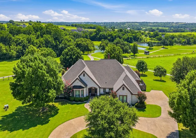 Single family home for sale at 241 Pinnacle Peak Ln, Weatherford, TX 76087 | MLS# 21323733