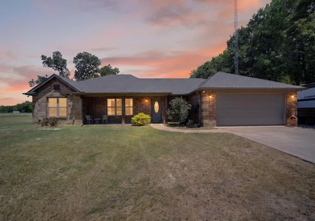 Photo 1 of Single family home for sale at 510 Vz County Road 2517, Canton, TX 75103 | MLS# 21347678 | Listing updated on 2026-09-30