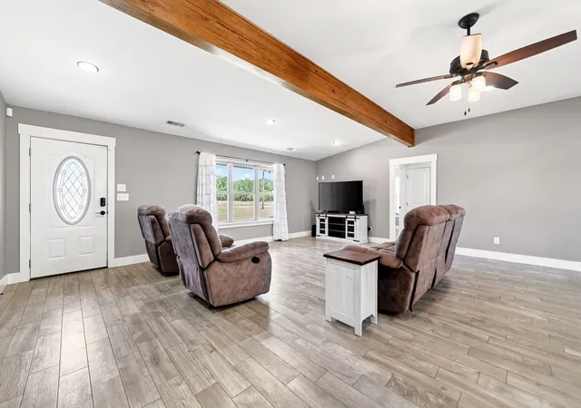 Photo 4 of Single family home for sale at 510 Vz County Road 2517, Canton, TX 75103 | MLS# 21347678 | Listing updated on 2026-09-30