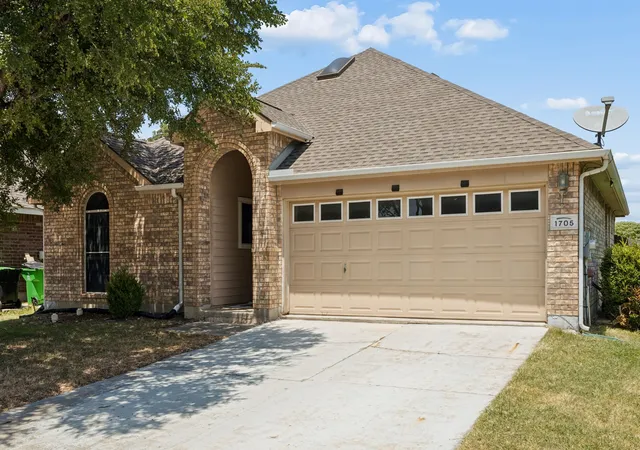 Photo 3 of Sale Pending at 1705 Canvasback Dr, Aubrey, TX 76227 | MLS# 21347419 | Listing updated on 2026-08-26