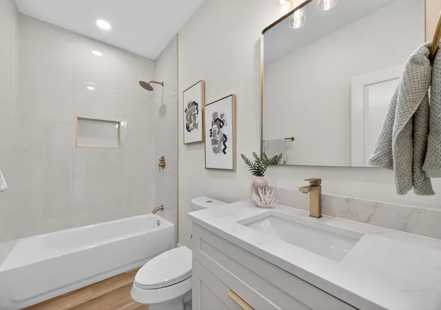 Photo 3 of Sale Pending at 2414 Anderson St, Dallas, TX 75215 | MLS# 21347725 | Listing updated on 2026-08-24
