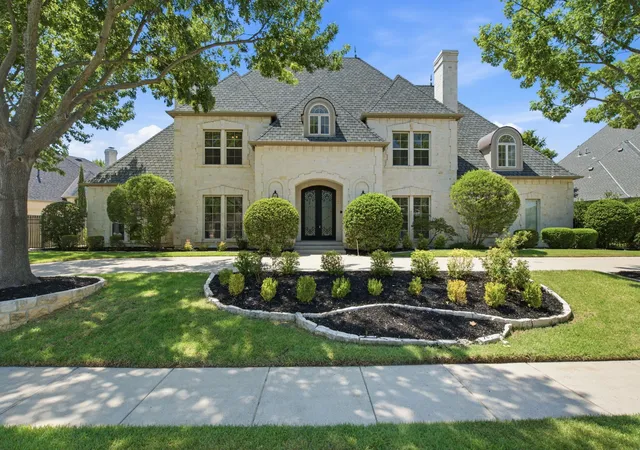 Photo 1 of Mansion for sale at 2001 Thames Trl, Colleyville, TX 76034 | MLS# 21345577 | Listing updated on 2026-09-22