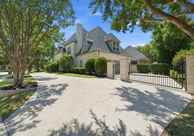 Photo 3 of Mansion for sale at 2001 Thames Trl, Colleyville, TX 76034 | MLS# 21345577 | Listing updated on 2026-09-22