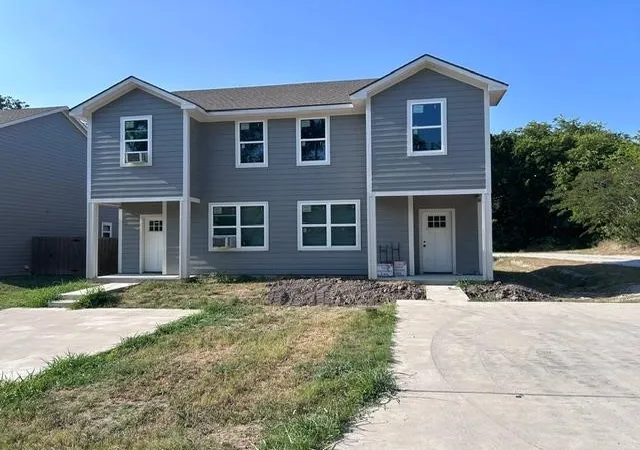 6th image of 533 535 E Ball St, Tom Bean, TX 75489 | MLS# 21347741