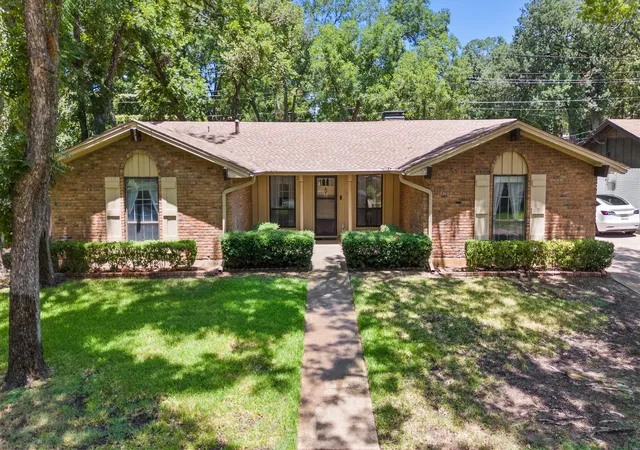 1st image of 1611 Phyllis Ct, Irving, TX 75060 | MLS# 21342484