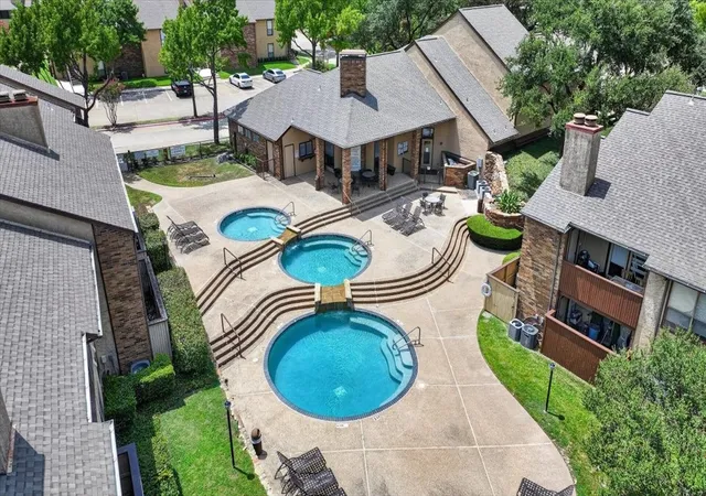 Photo 2 of Condo for sale at 1908 Cloisters Dr #511, Arlington, TX 76011 | MLS# 21347452 | Listing updated on 2026-09-26