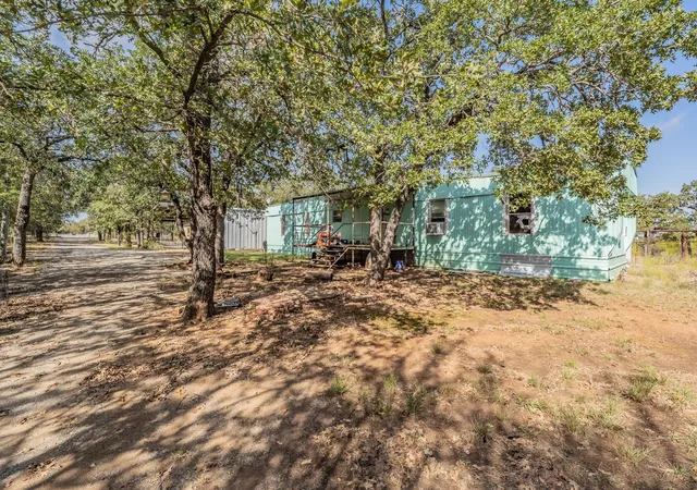 Photo 18 of Single family home for sale at 417 Wood River Rd, Millsap, TX 76066 | MLS# 21347806 | Listing updated on 2026-09-28