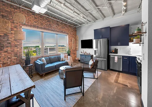 Photo 1 of Condo for sale at 219 S 4th St #505, Waco, TX 76701 | MLS# 21346600 | Listing updated on 2026-08-03