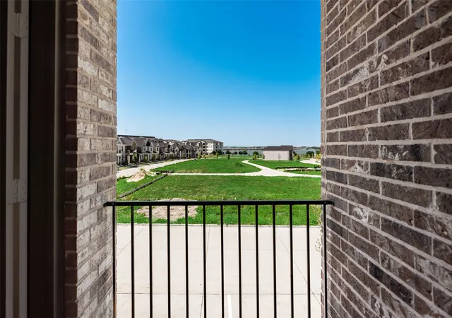 Photo 3 of Townhouse for sale at 8301 Bayside Dr, Rowlett, TX 75088 | MLS# 21347030 | Listing updated on 2026-09-30