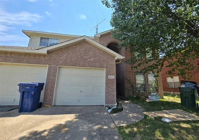 Photo 1 of Single family home for sale at 5010 Worthing Dr, Garland, TX 75043 | MLS# 21256025 | Listing updated on 2026-10-28
