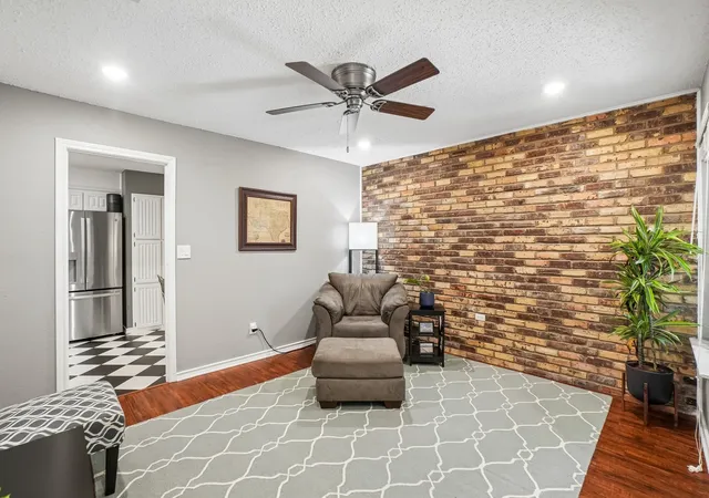 5th image of 8612 Edgebrook Ter, Benbrook, TX 76116 | MLS# 21347881