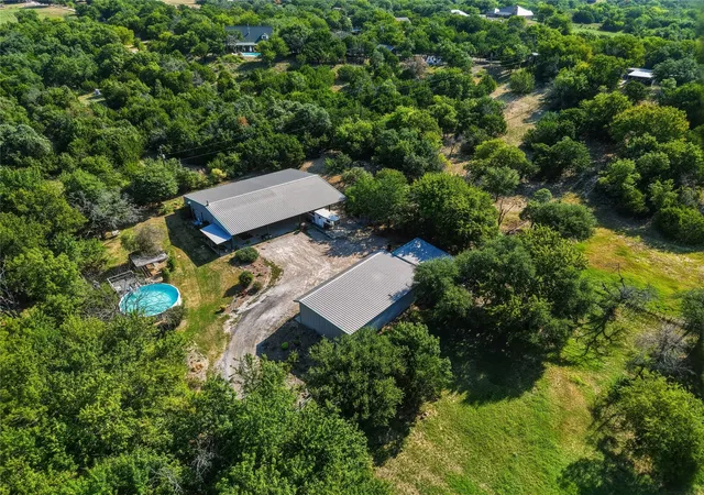 Photo 3 of Single family home for sale at 345 Karbo Ln, Weatherford, TX 76085 | MLS# 21347801 | Listing updated on 2026-08-03